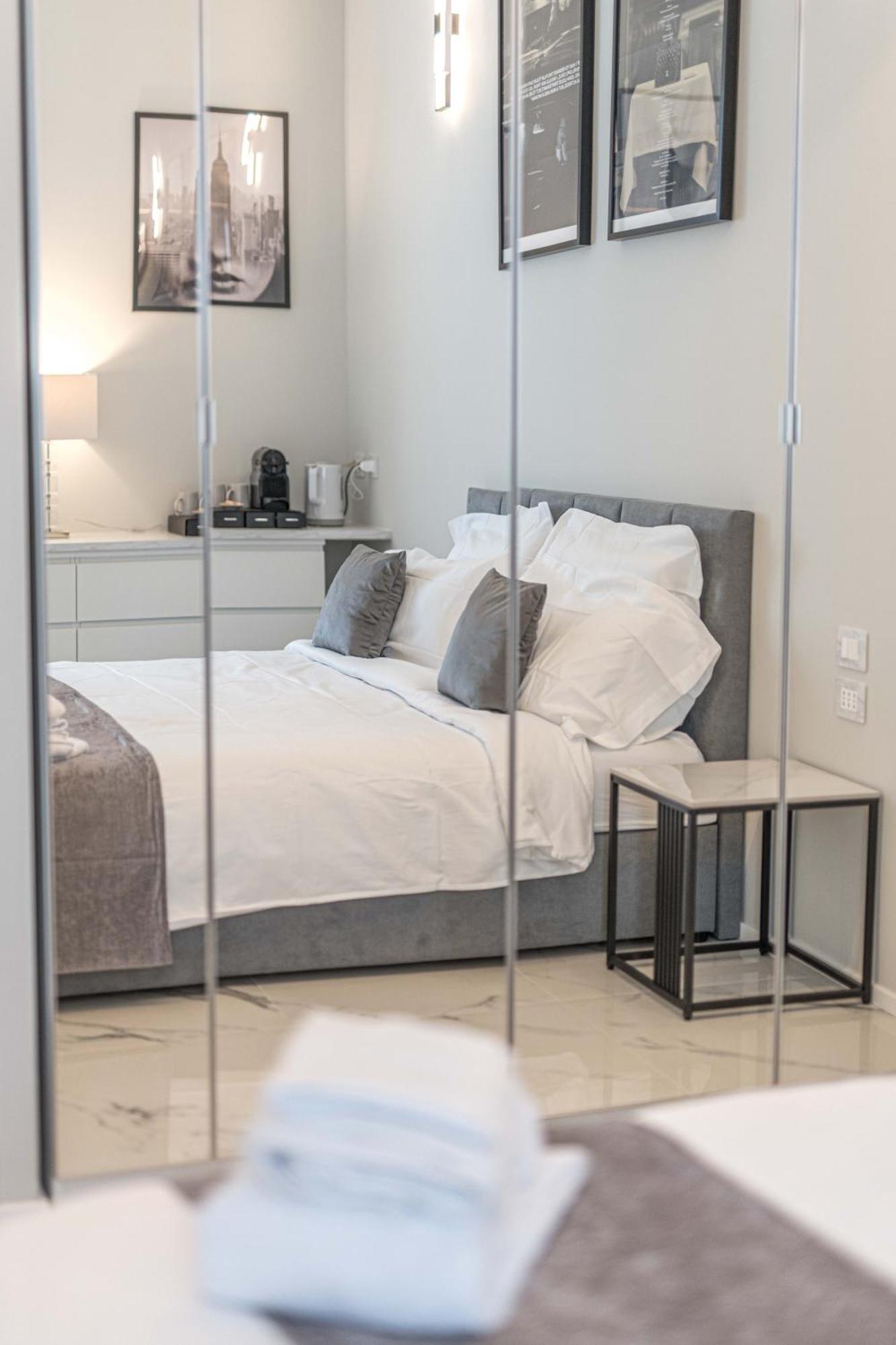 Moscova Luxury New Suite ミラノ エクステリア 写真
